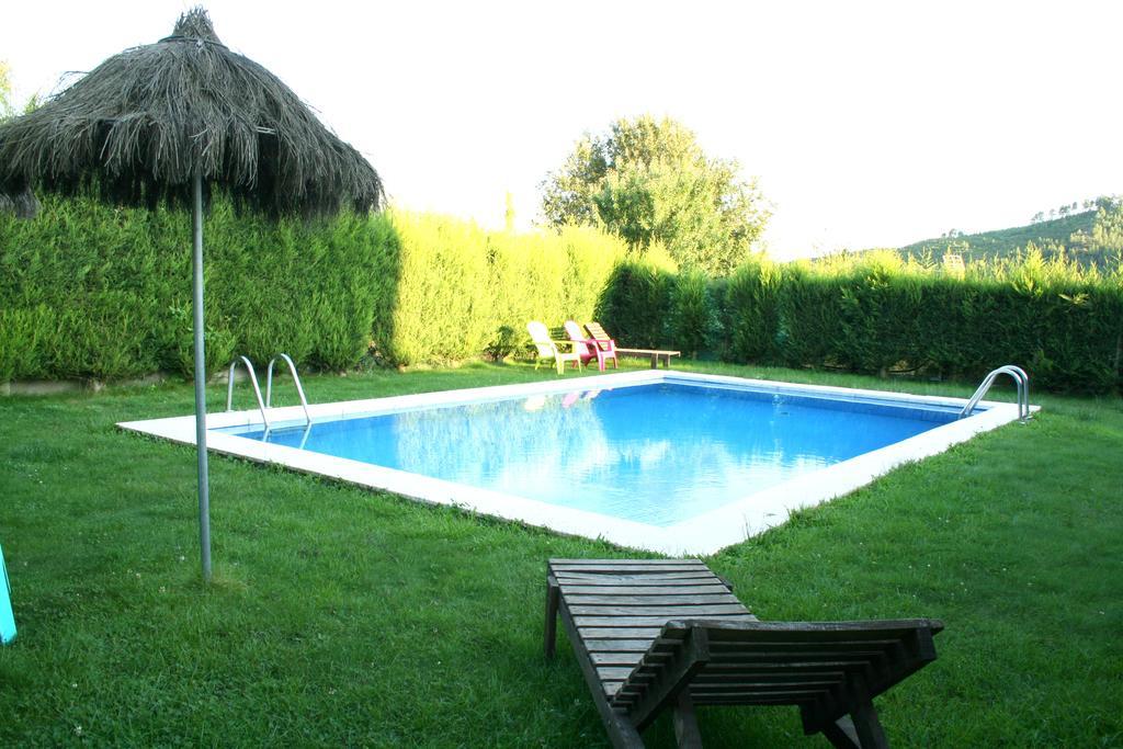 Alojamiento En Entorno Rural Los Trobos Villar de Otero Экстерьер фото