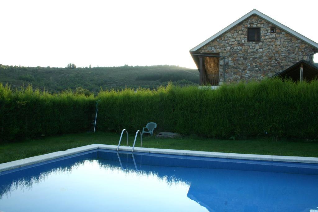 Alojamiento En Entorno Rural Los Trobos Villar de Otero Экстерьер фото