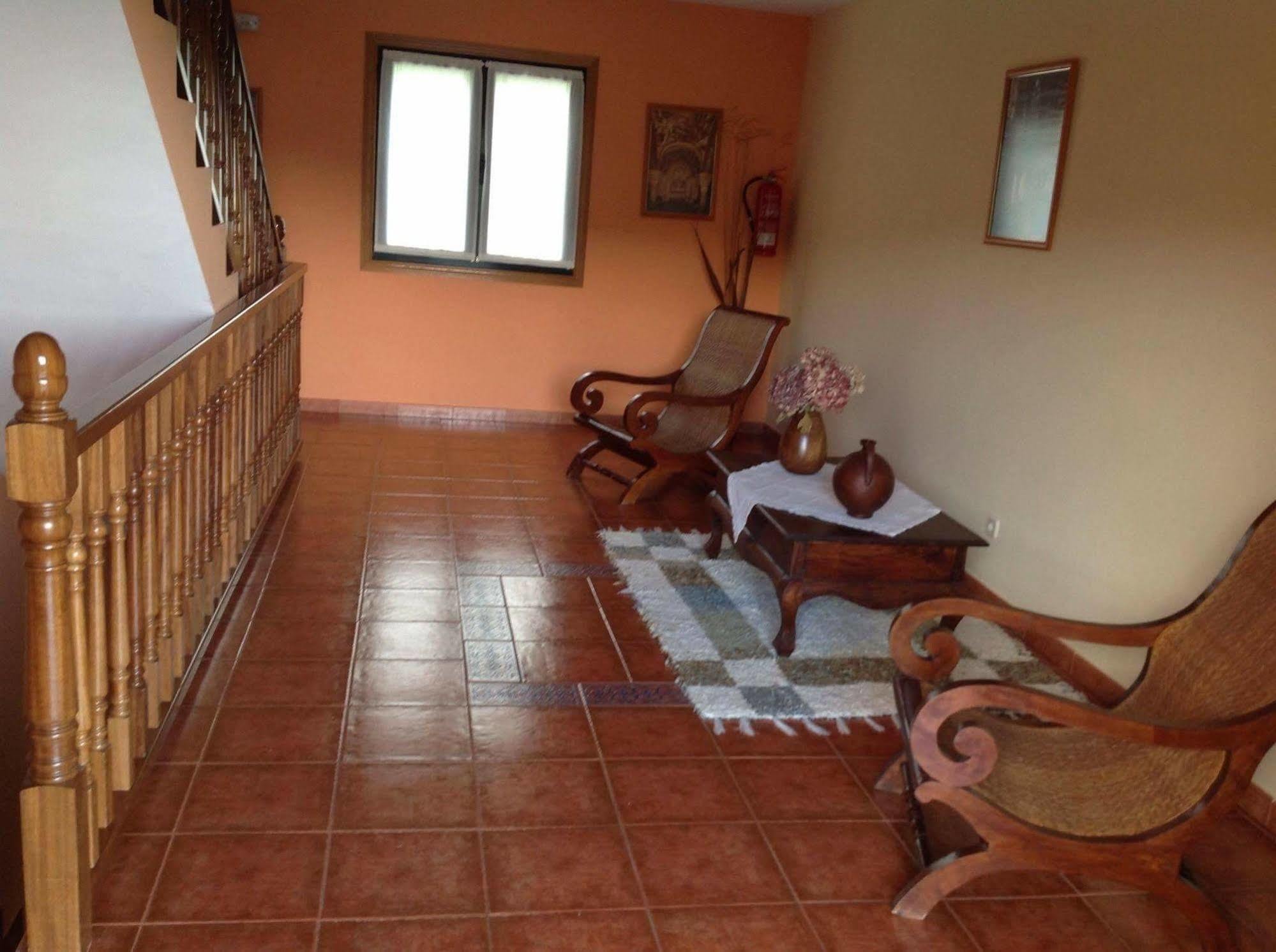 Alojamiento En Entorno Rural Los Trobos Villar de Otero Экстерьер фото